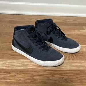 Nike SB Bruin Hi woman’s high tops blue and black